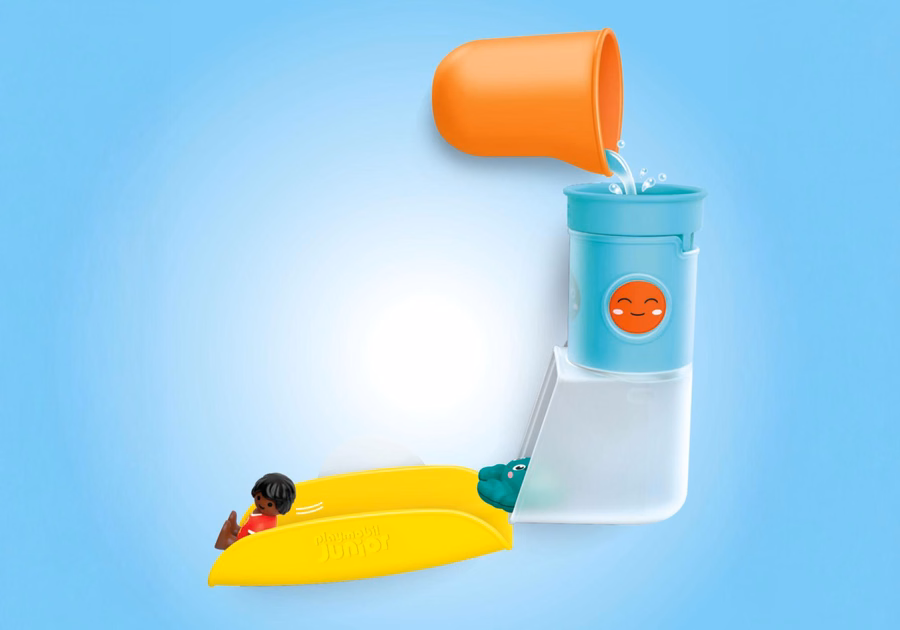 JUNIOR AQUA: Tanque de água para despejar e brincar com escorregador.